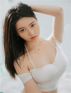 《终极蜘蛛侠第一季-女性扒开大腿露出私密部位》